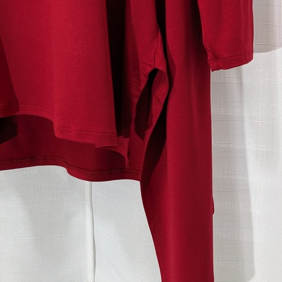 Cupio Women's Shimmery  Red Top Blouse Size 1X NWT - Picture 3 of 9